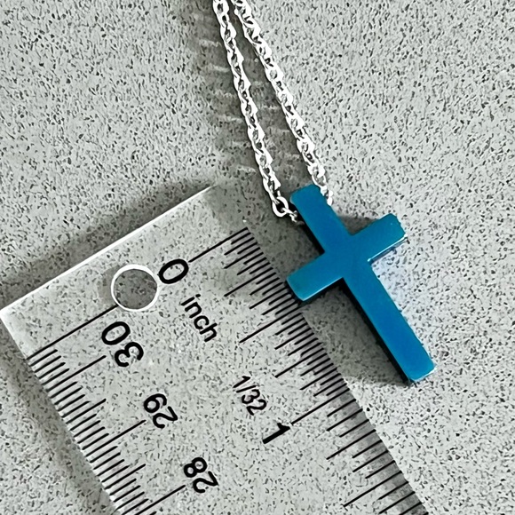 Stainless Steel Cross Pendant Necklace - Picture 5 of 6